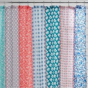 The Pioneer Woman Ditsy Patchwork Cotton-Rich Shower Curtain
